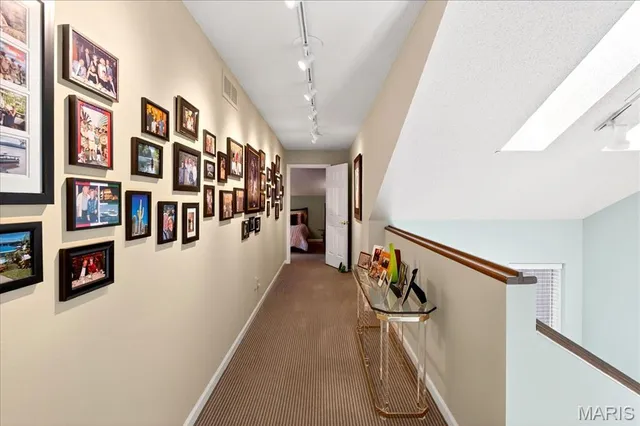 $325,000 | 2 Tanewood Court, Belleville, IL 62223