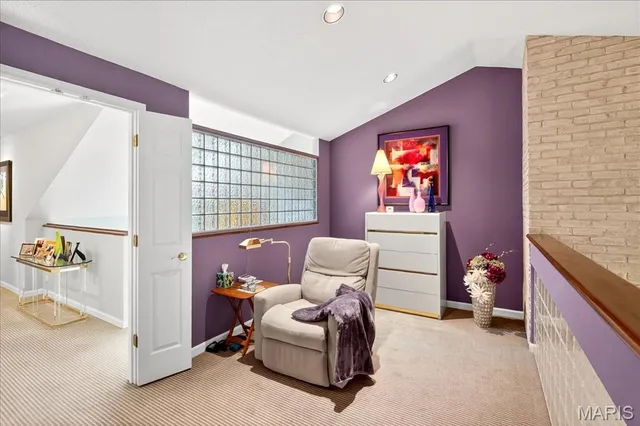 $325,000 | 2 Tanewood Court, Belleville, IL 62223