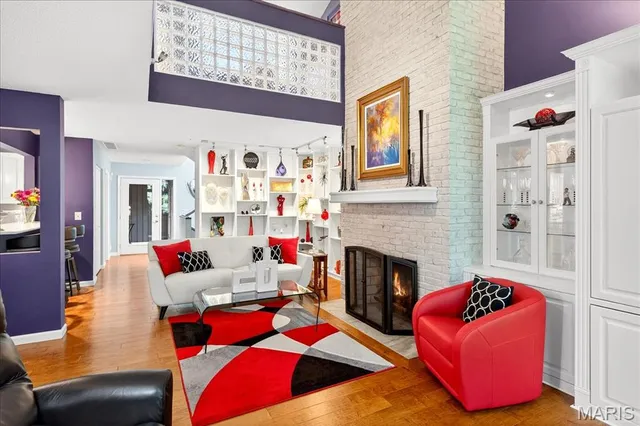 $325,000 | 2 Tanewood Court, Belleville, IL 62223