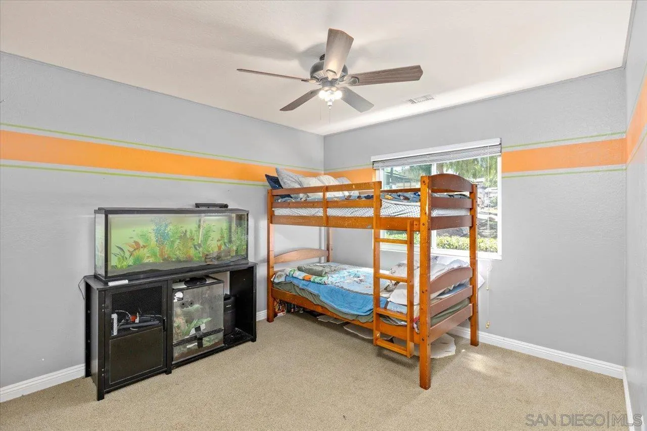 1561 Conway Drive Escondido, CA 92027 - Photo 26 of 41