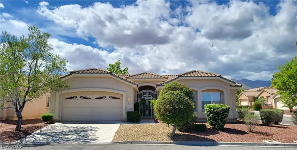 $688,000 | 1813 Hill Canyon Lane, Las Vegas, NV 89144