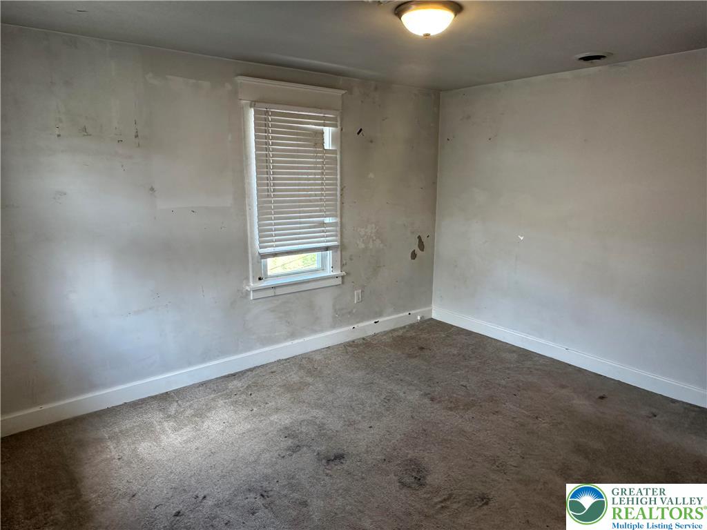 123 Spring Street Nazareth, PA 18064 - Photo 17 of 20 Gallery Image 17