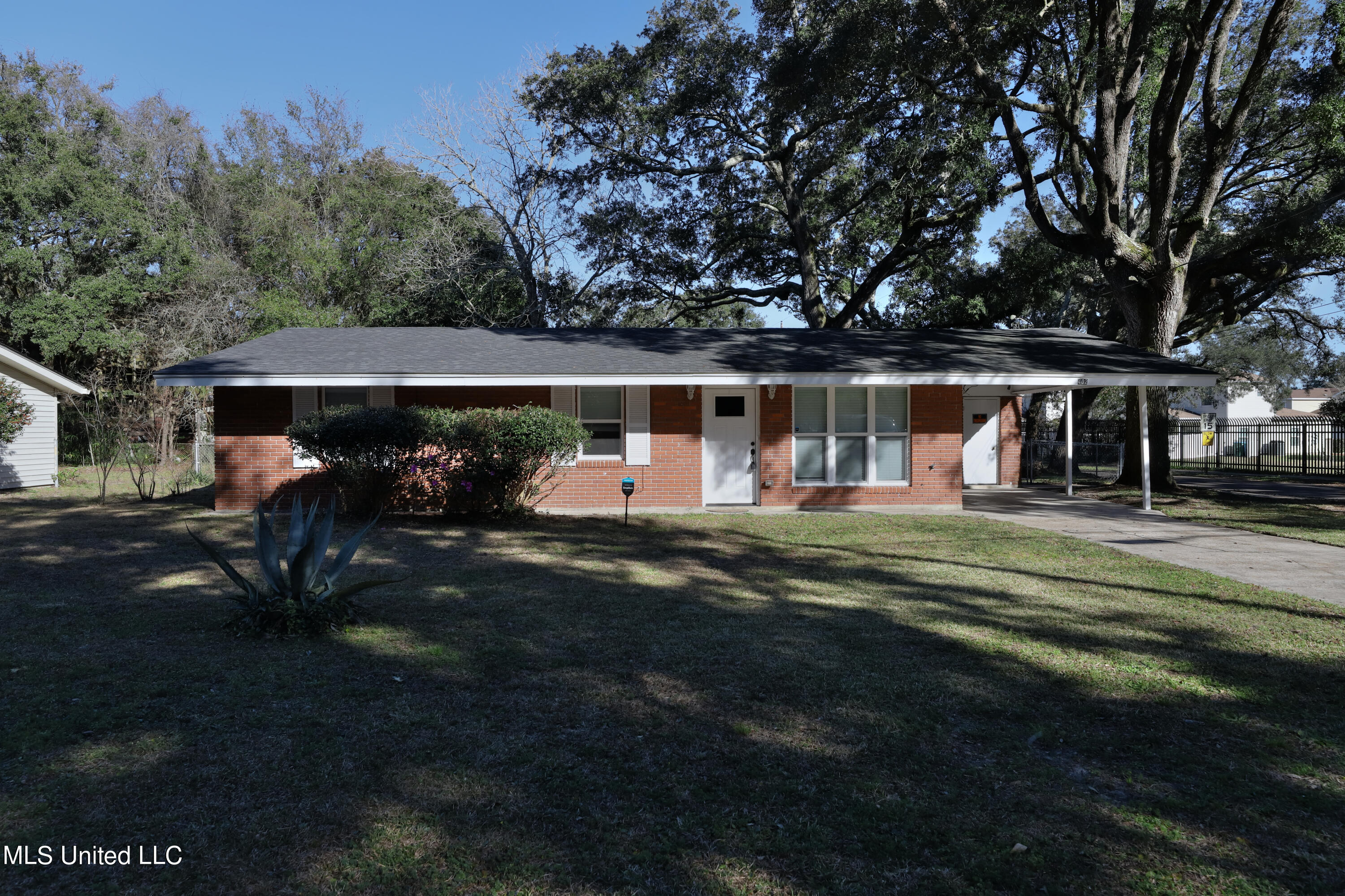402 Jim Money Road Biloxi, MS 39531 - Photo 2 of 20 D Front 2