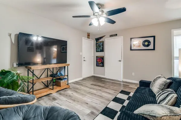 $2,550 | 7214 Ridgeview Drive, Rowlett, TX 75089