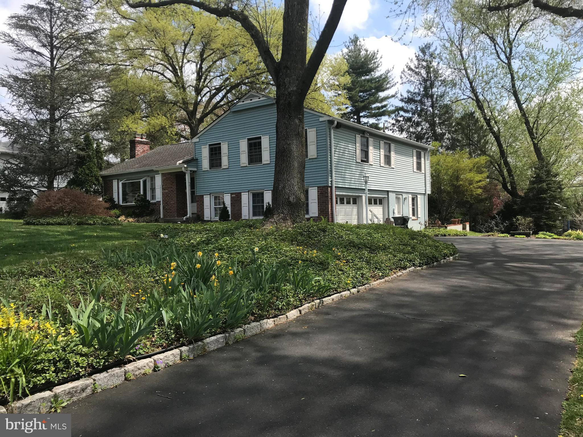 1815 Jody Road Jenkintown, PA 19046 - Photo 3 of 39
