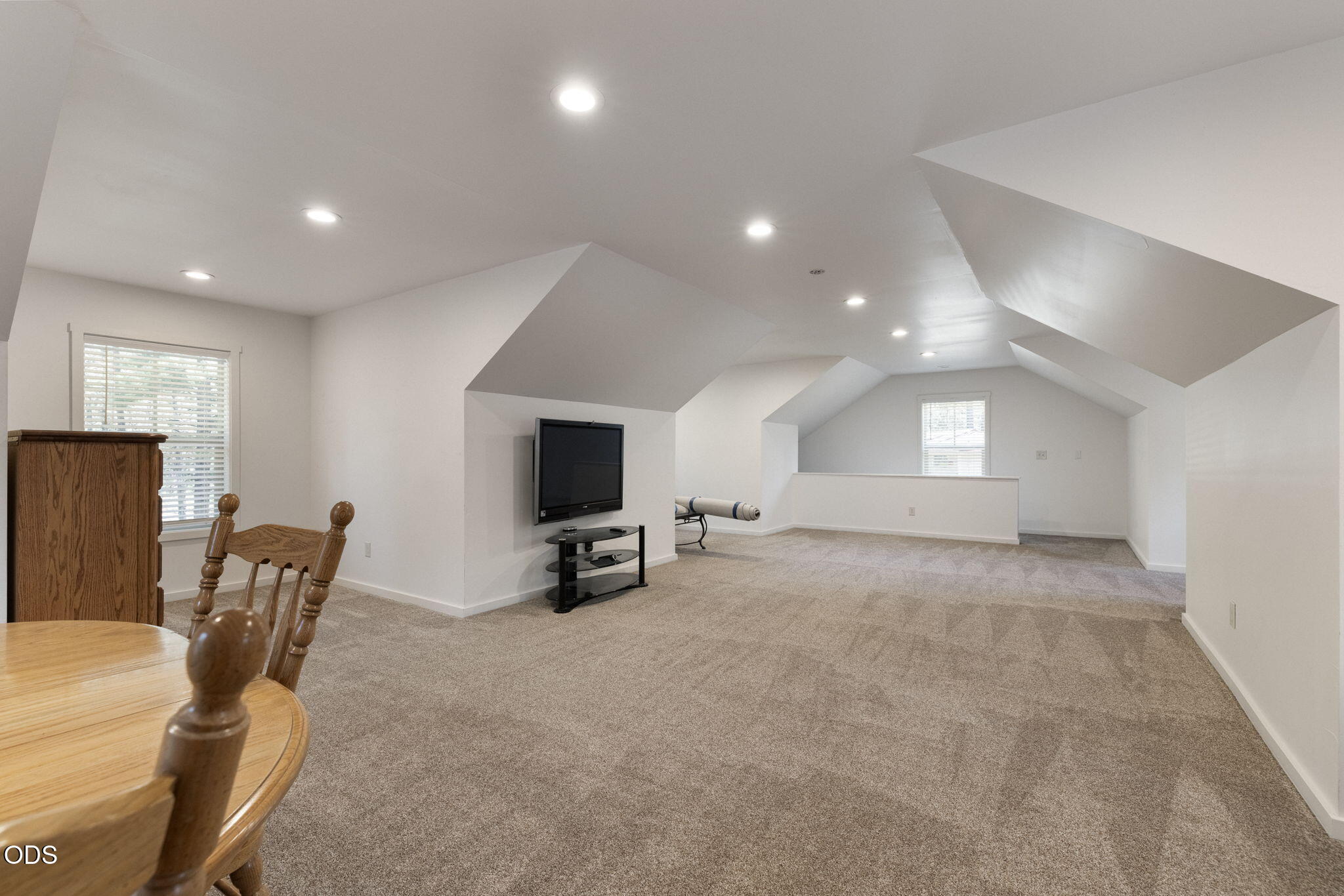 16969 Spring River Road Bend, OR 97707 - Photo 47 of 53