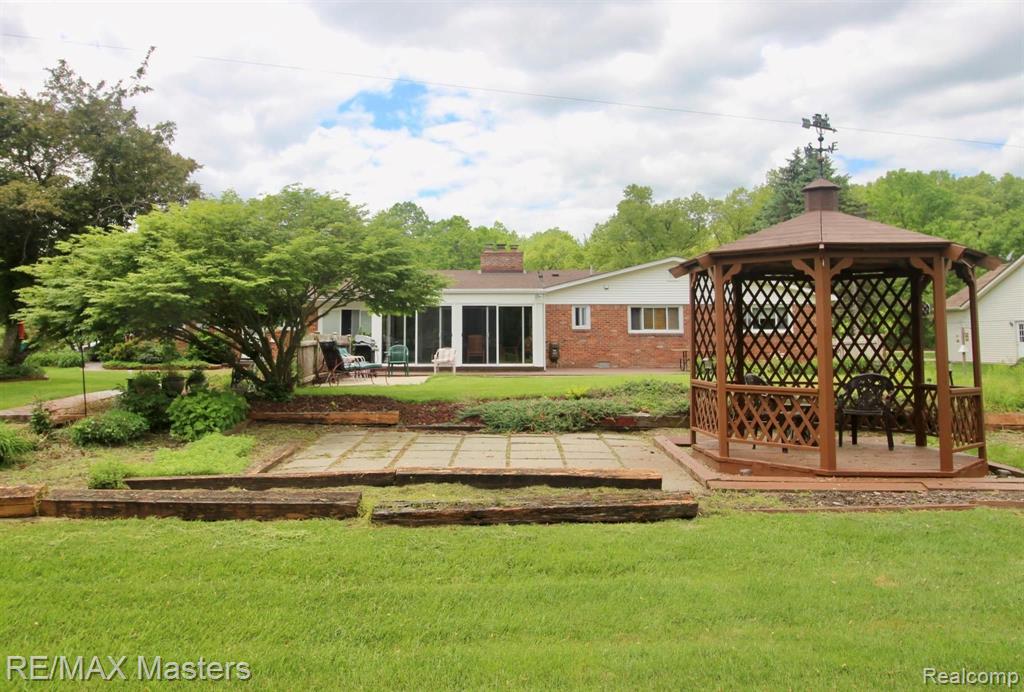 25777 Inkster Road Flat Rock, MI 48134 - Photo 39 of 52