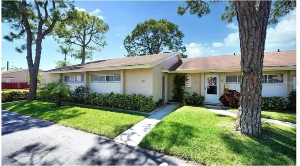 $1,600 | 2782 Woodgate Lane, Unit 12, Sarasota, FL 34231