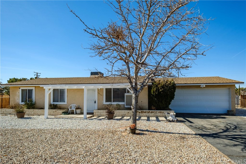 10562 Tecopa Road Apple Valley, CA 92308 - Photo 1 of 1