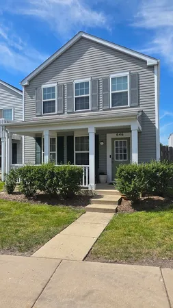 $249,900 | 646 Four Seasons Boulevard, Unit 646, Aurora, IL 60504