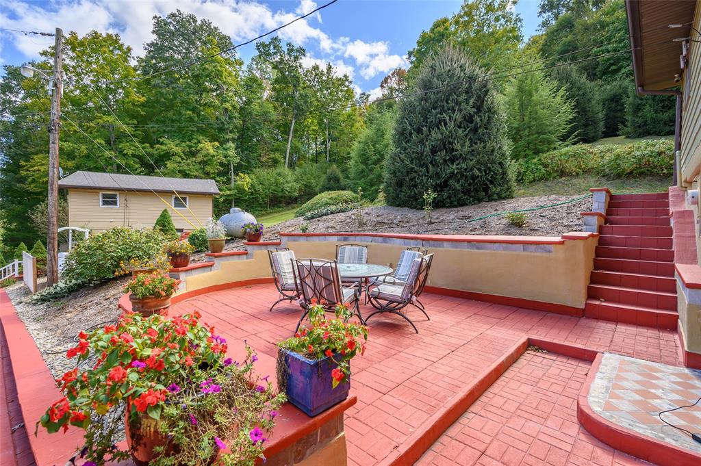 8354 Gold Point Road Trafalgar, IN 46181 - Photo 22 of 60 Gallery Image 22