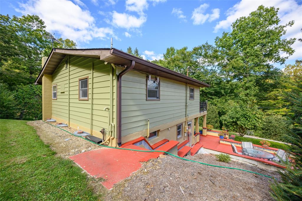 8354 Gold Point Road Trafalgar, IN 46181 - Photo 26 of 60 Gallery Image 26