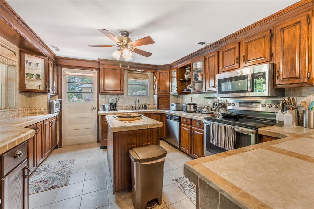 8354 Gold Point Road Trafalgar, IN 46181 - Photo 34 of 60 Gallery Image 34