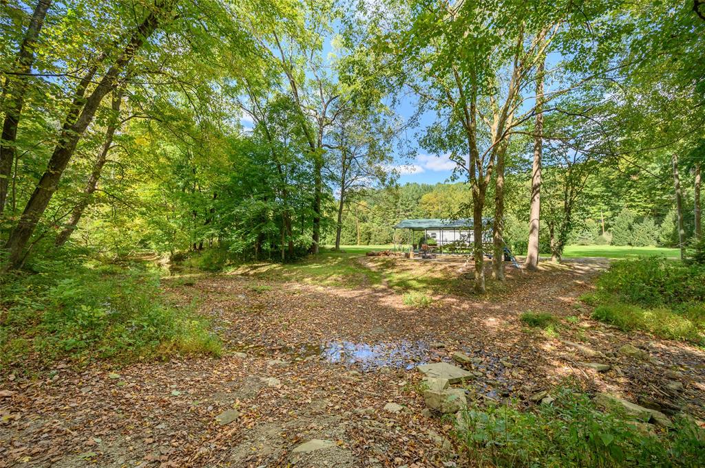 8354 Gold Point Road Trafalgar, IN 46181 - Photo 9 of 60 Gallery Image 9