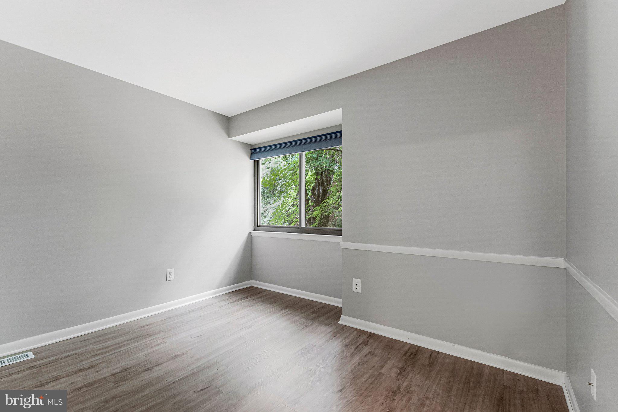 2347 Millennium Lane Reston, VA 20191 - Photo 35 of 47 Bright and airy blank canvas room.