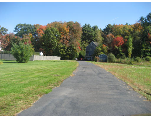 272 Bay Road Easton, MA 02356 - Photo 3 of 15 Gallery Image 3