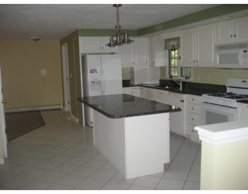 272 Bay Road Easton, MA 02356 - Photo 5 of 15 Gallery Image 5