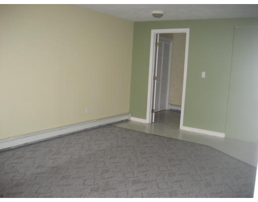 272 Bay Road Easton, MA 02356 - Photo 6 of 15 Gallery Image 6