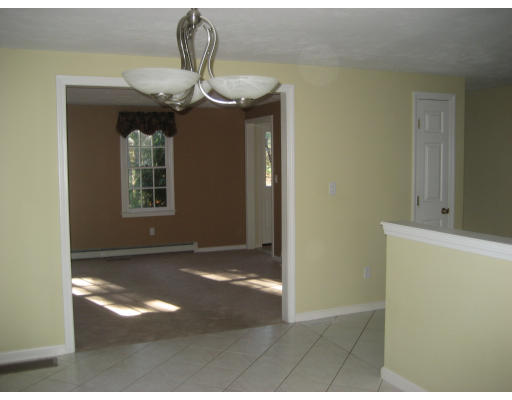 272 Bay Road Easton, MA 02356 - Photo 8 of 15 Gallery Image 8