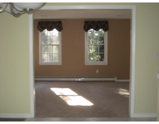 272 Bay Road Easton, MA 02356 - Photo 10 of 15 Gallery Image 10