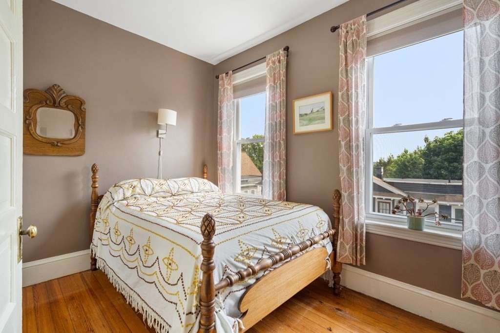 10 Oliver Road, Unit 3 Watertown, MA 02472 - Photo 12 of 27 Gallery Image 12