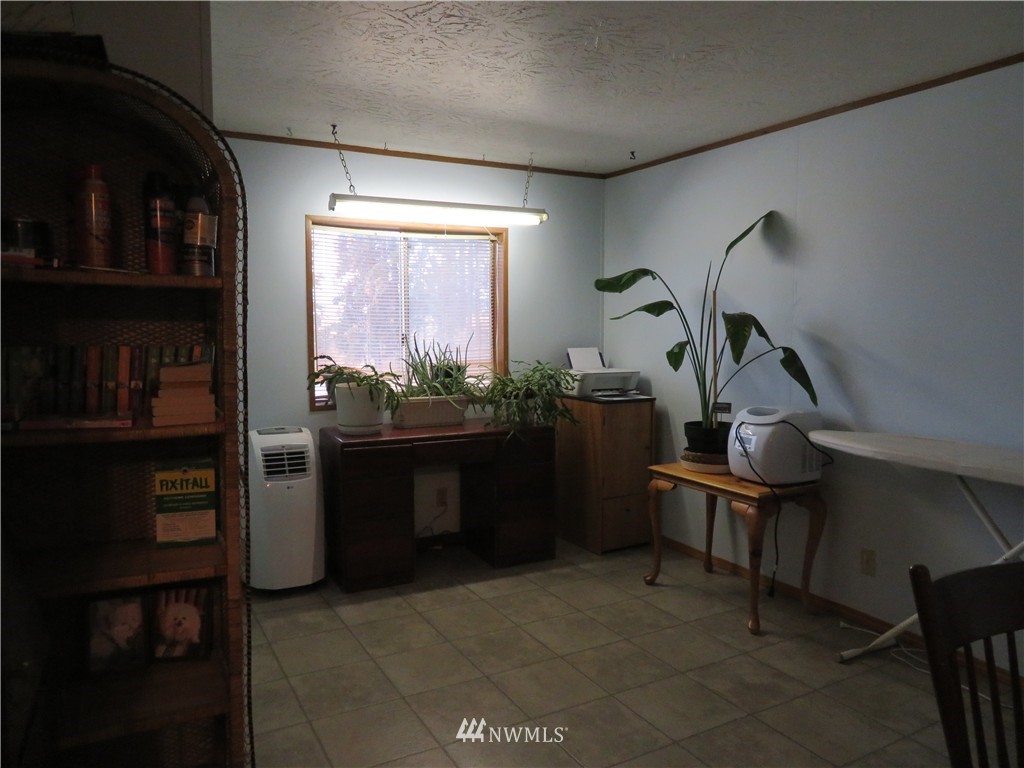 43 Redmond Road Republic, WA 99166 - Photo 11 of 25 Gallery Image 11