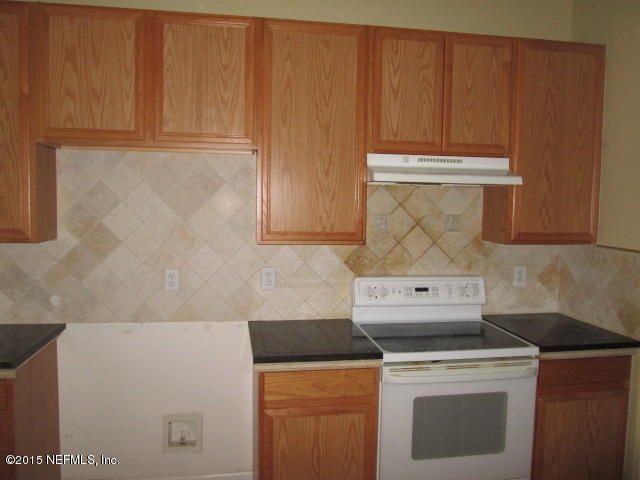 7990 Baymeadows Road East, Unit 715 Jacksonville, FL 32256 - Photo 4 of 14 Kitchen