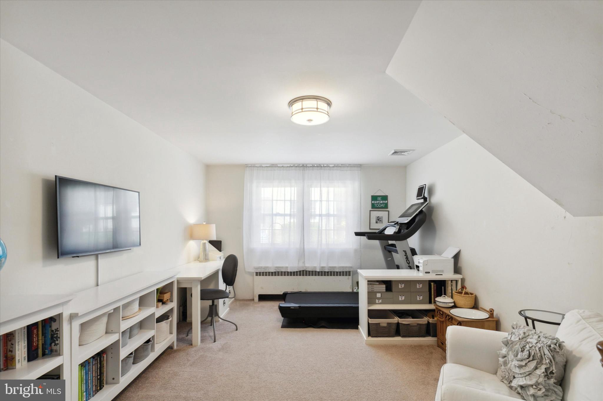 107 Calvarese Lane Wayne, PA 19087 - Photo 19 of 23 Family room