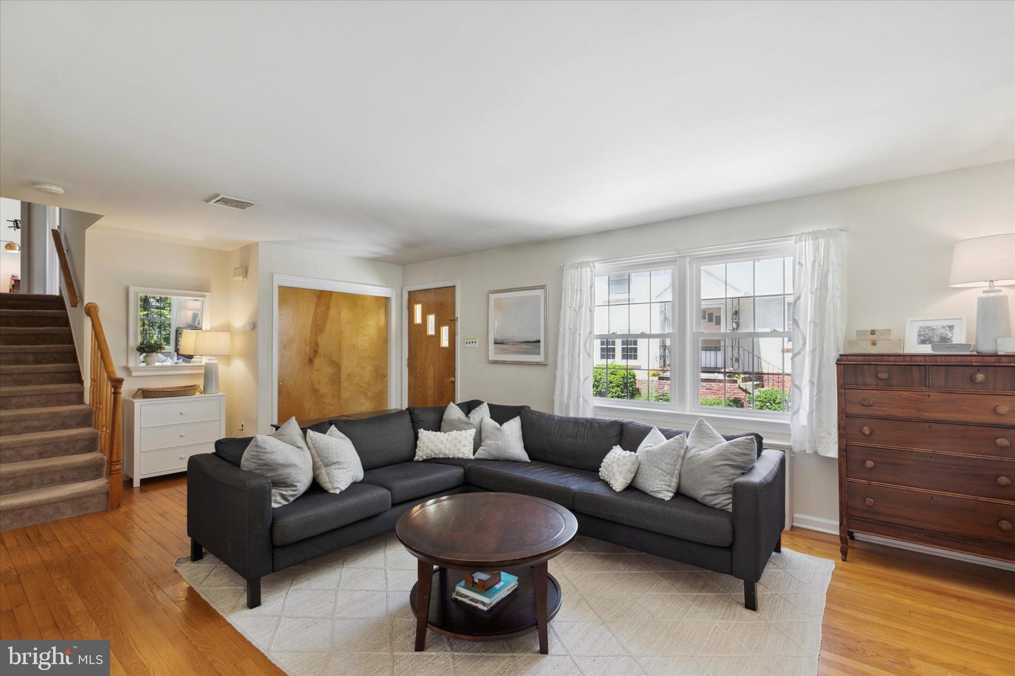 107 Calvarese Lane Wayne, PA 19087 - Photo 2 of 23 Living Room