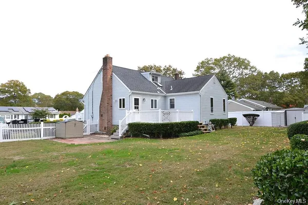 $499,000 | 120 Arlington Road, Lake Ronkonkoma, NY 11779