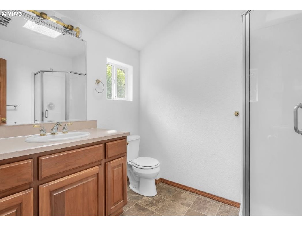 61242 Barger Road St. Helens, OR 97051 - Photo 21 of 35 Bedroom