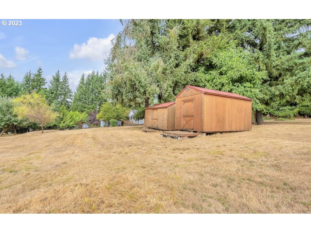 61242 Barger Road St. Helens, OR 97051 - Photo 32 of 35 Barn