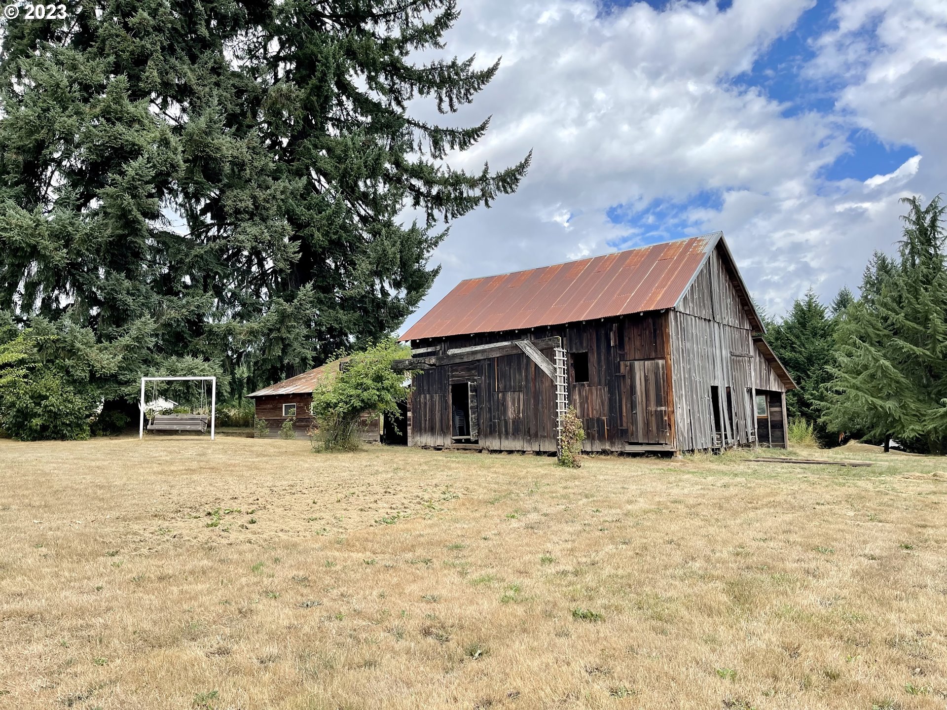61242 Barger Road St. Helens, OR 97051 - Photo 34 of 35 Barn