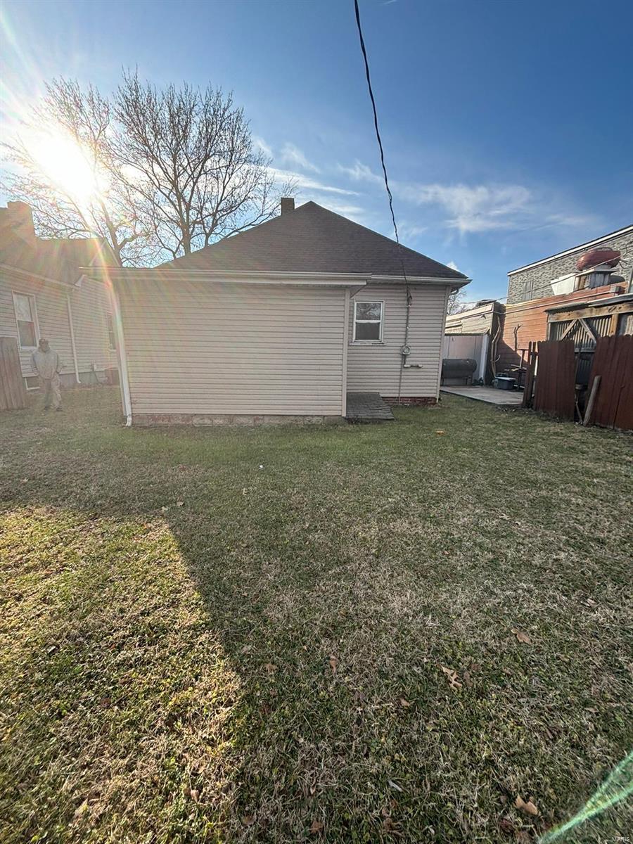 2405 Edwards Street Granite City, IL 62040 - Photo 11 of 13