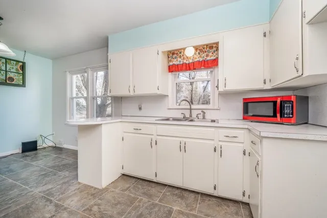 $129,900 | 623 South Central Avenue, Mulvane, KS 67110