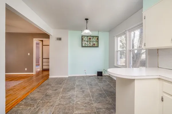 $129,900 | 623 South Central Avenue, Mulvane, KS 67110