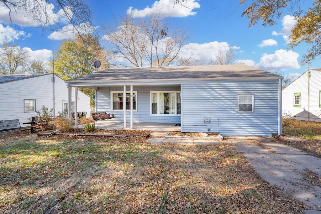 623 South Central Avenue Mulvane, KS 67110 - Photo 2 of 35