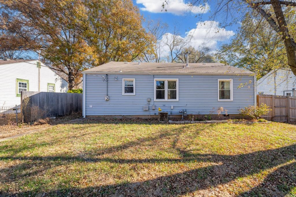 623 South Central Avenue Mulvane, KS 67110 - Photo 27 of 35