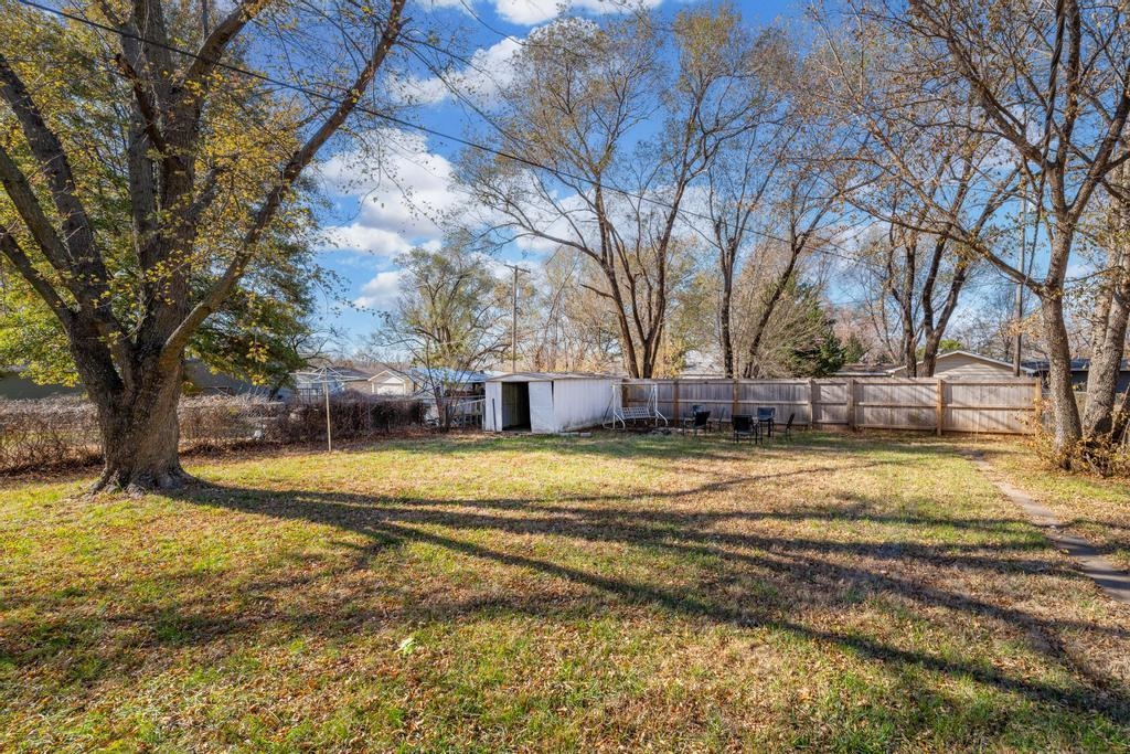 623 South Central Avenue Mulvane, KS 67110 - Photo 32 of 35