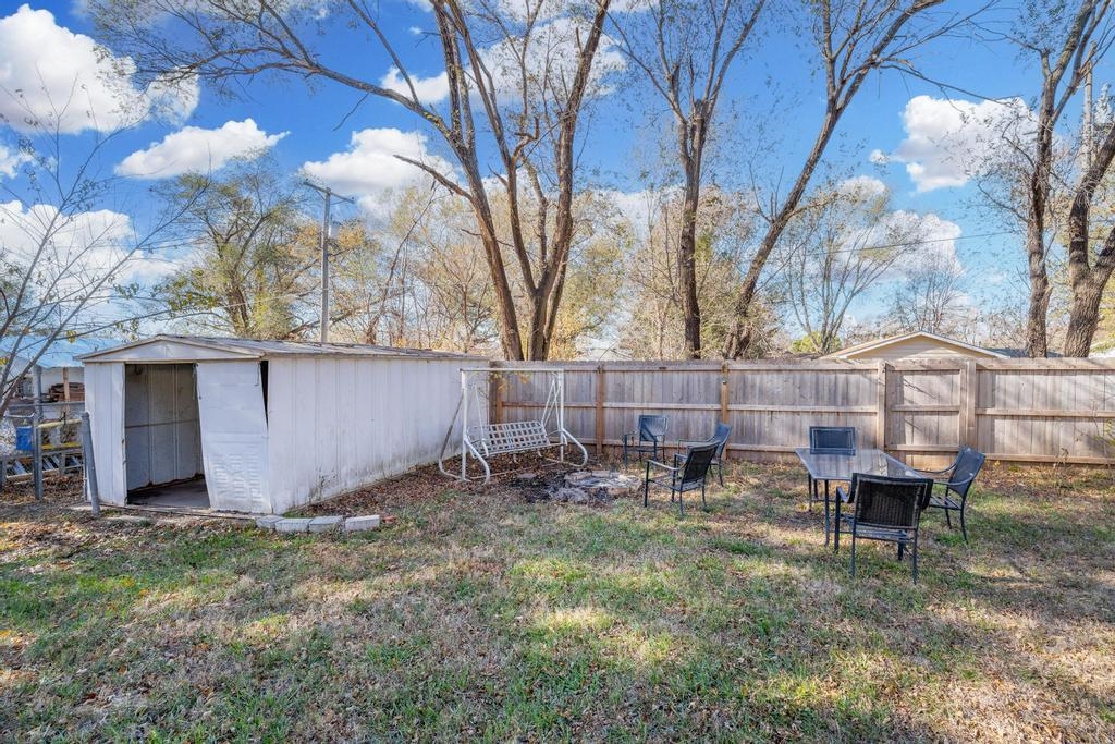 623 South Central Avenue Mulvane, KS 67110 - Photo 33 of 35