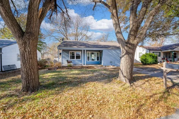 $129,900 | 623 South Central Avenue, Mulvane, KS 67110