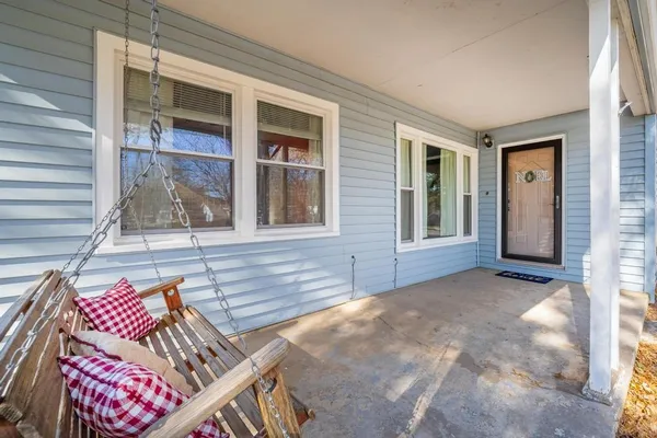 $129,900 | 623 South Central Avenue, Mulvane, KS 67110