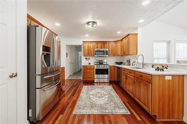 $390,000 | 2 Country Village Lane, Parma, NY 14468