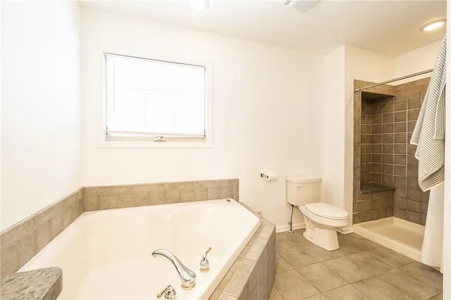 $390,000 | 2 Country Village Lane, Parma, NY 14468