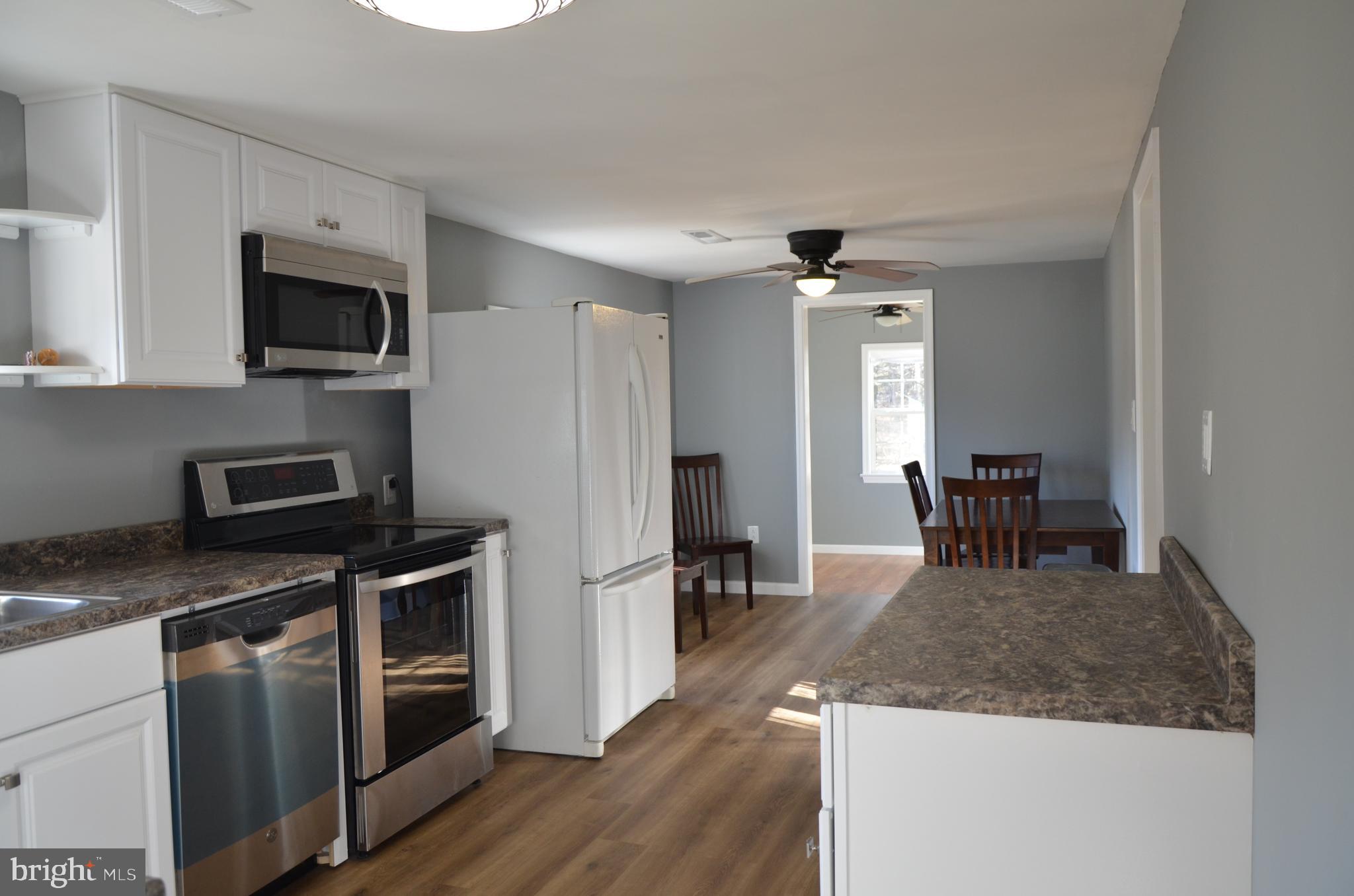 13081 State Road King George, VA 22485 - Photo 5 of 37 Kitchen