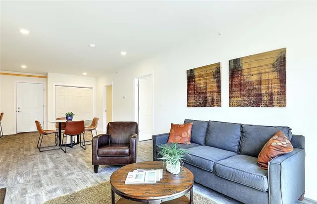 $1,650 | 327 Pine Street, Unit 1022, Pawtucket, RI 02860