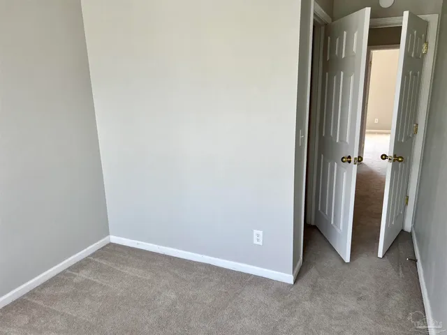 $1,400 | 280 Swaying Pine Court, Crestview, FL 32539