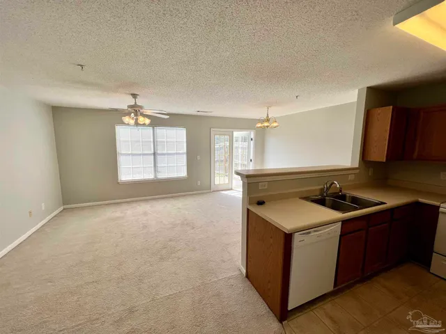 $1,400 | 280 Swaying Pine Court, Crestview, FL 32539