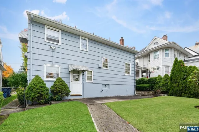 $475,000 | 378 Lookout Avenue, Hackensack, NJ 07601