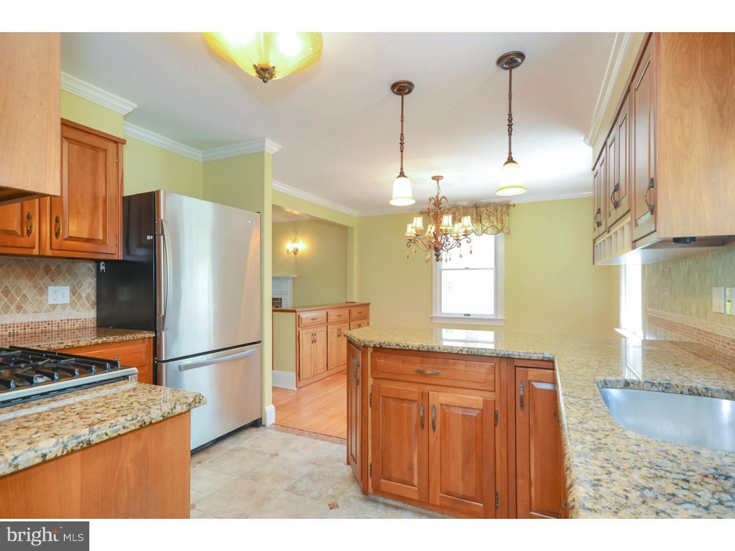 20 Station Road Cranbury, NJ 08512 - Photo 8 of 25 Kitchen